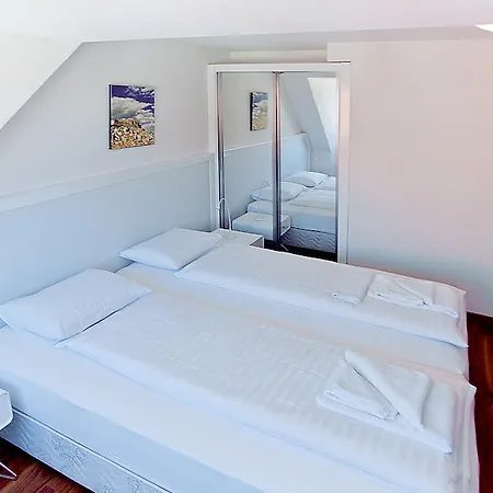 بريميوم من ليفينغ داونتاون