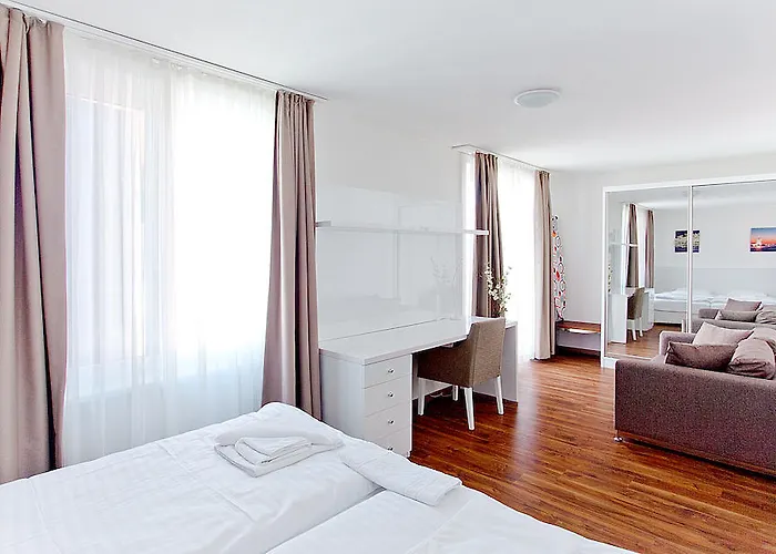 Apartment Premium By Livingdowntown