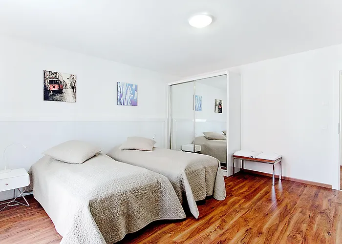 Premium By Livingdowntown *