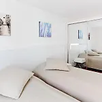 Premium By Livingdowntown