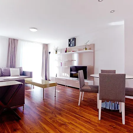 Premium By Livingdowntown Apartment